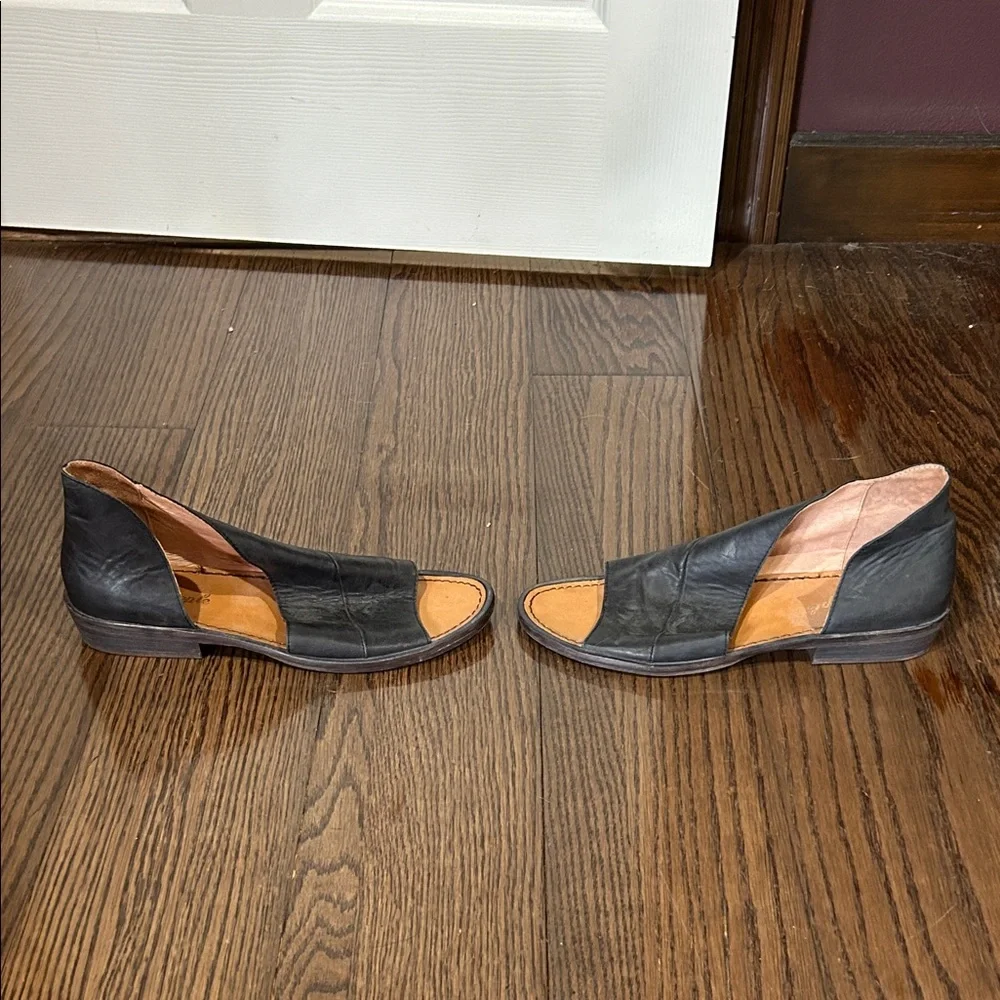 Free People Black Open-Toe Leather Flats cut out boho shoes 7.5 - Picture 4 of 6